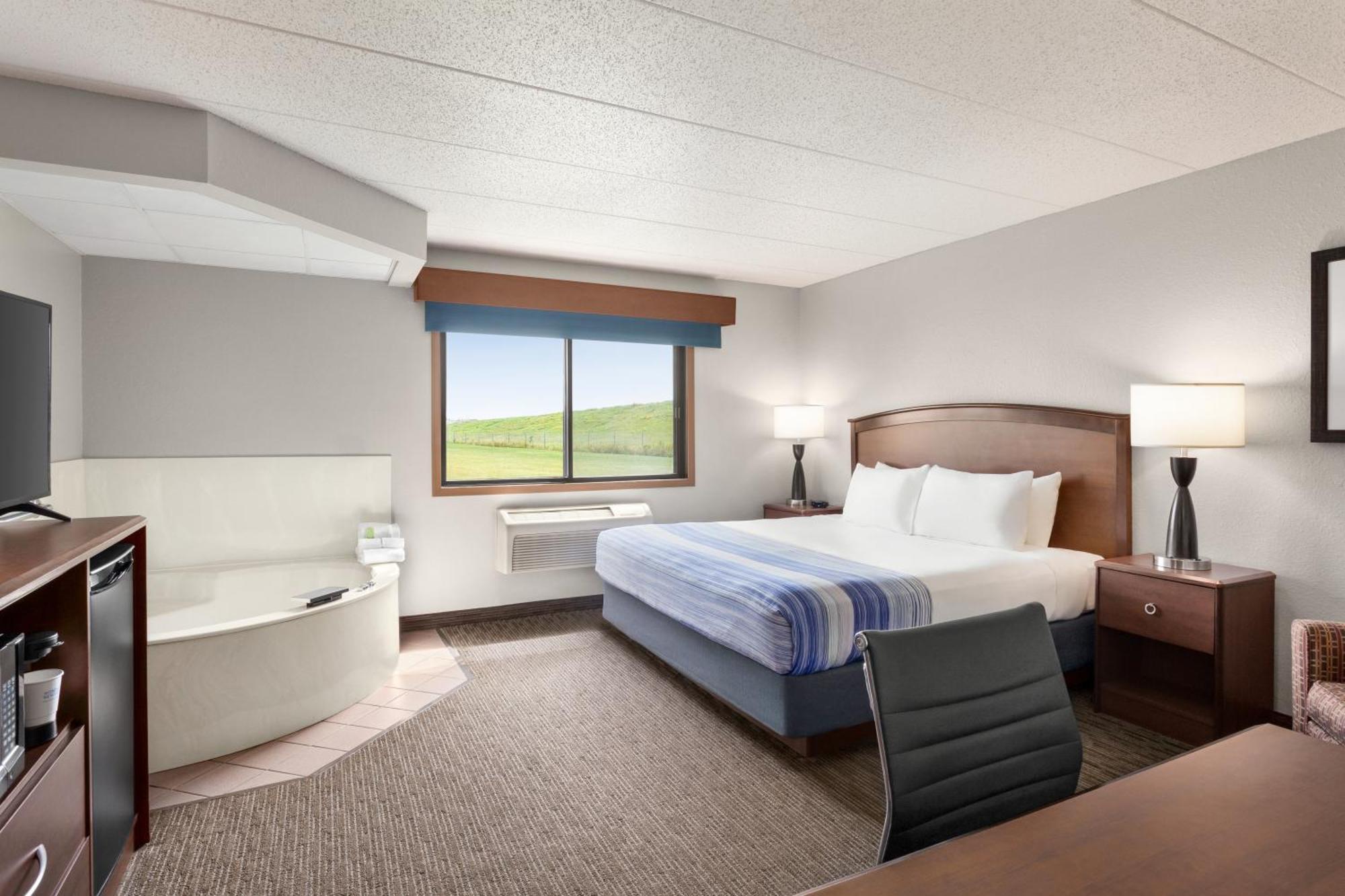 Americinn By Wyndham Fergus Falls Conference Center Quarto foto